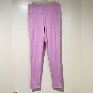 Victoria's Secret Incredible Essential Leggings in a light Pink color.Size 8